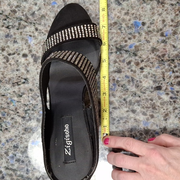 "ZIGISOHO" Women's Sz 10, Dahny Style, Black rhinestone cut-out heels. 5in tall - Picture 10 of 11
